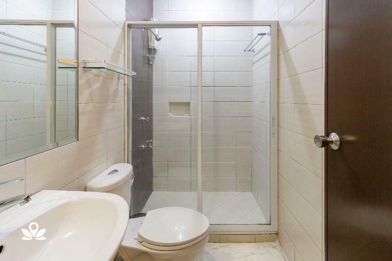 Lorenzzo Suites Hotel Makati City Zewnętrze zdjęcie